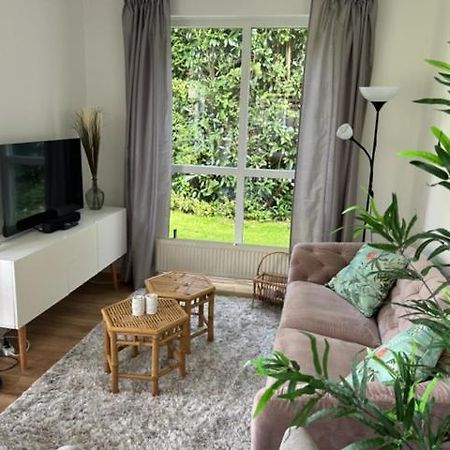 Gezellige Vakantiewoning Aan Het Water In Ewijk - Recreational Only No Workers 外观 照片