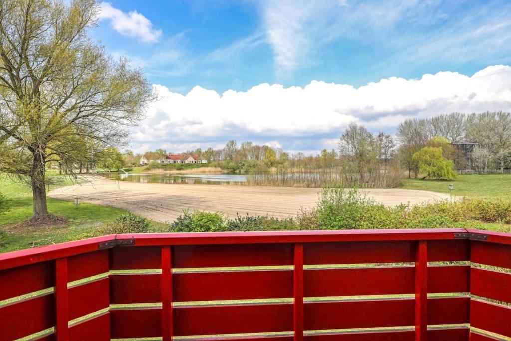Gezellige Vakantiewoning Aan Het Water In Ewijk - Recreational Only No Workers 外观 照片